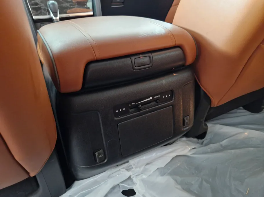 2024 Nissan Patrol Platinum 