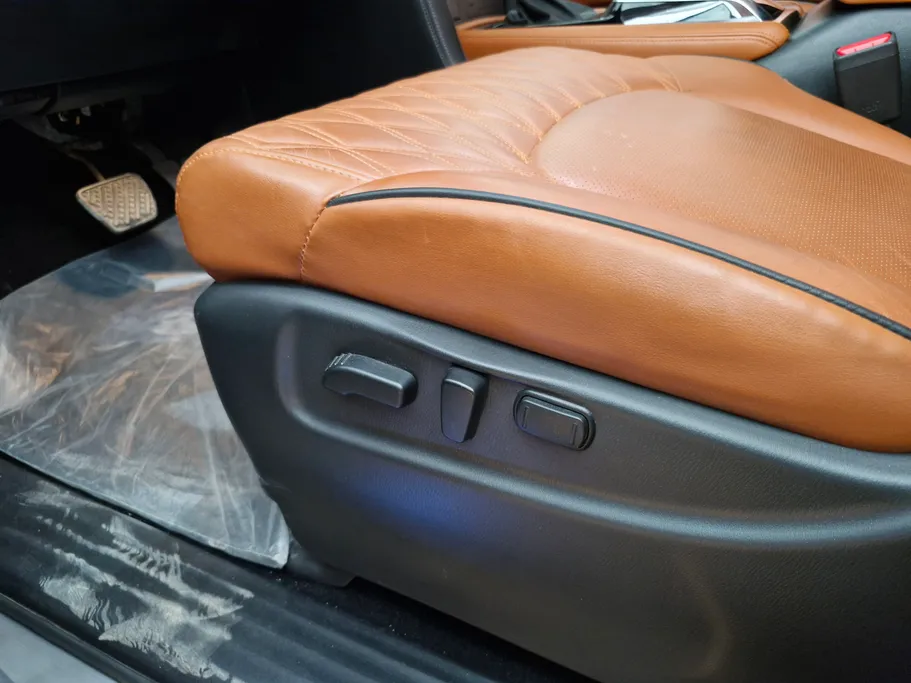 2023 Nissan Patrol Platinum 