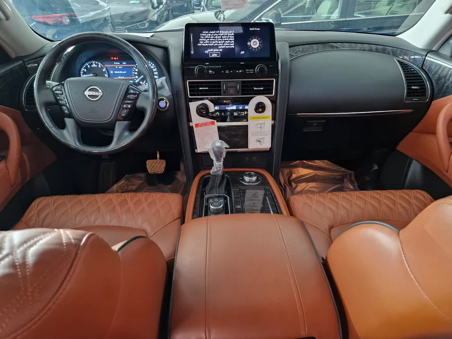 2023 Nissan Patrol Platinum 