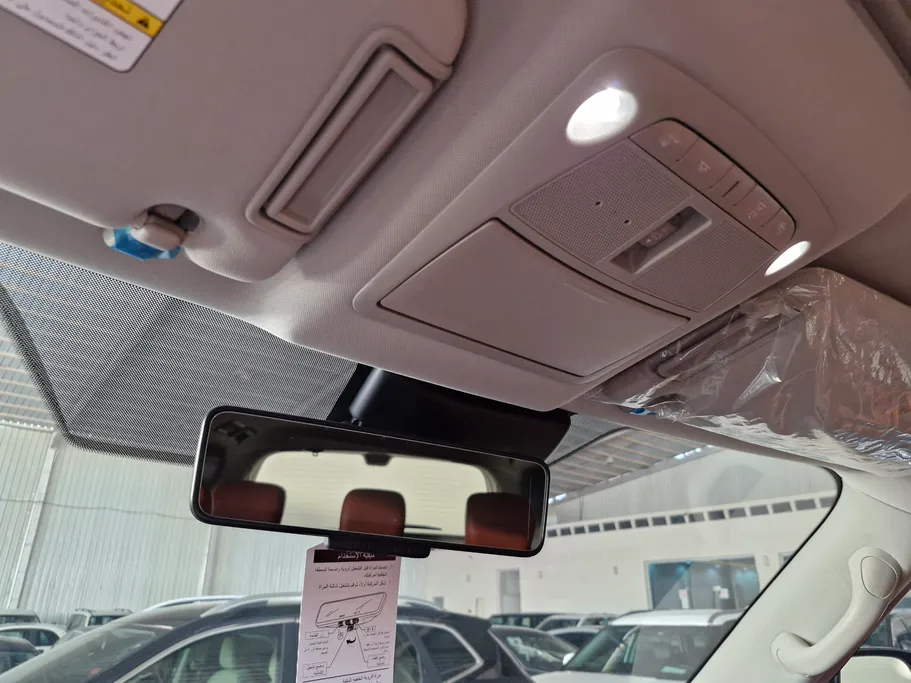 2023 Nissan Patrol Platinum 