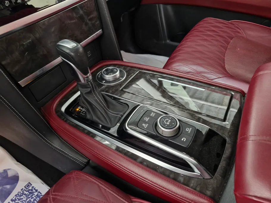 2022 Nissan Patrol Platinum 