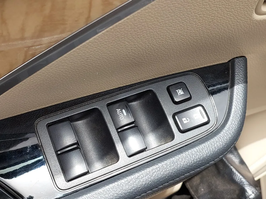 2023 Mitsubishi XPANDER HL 