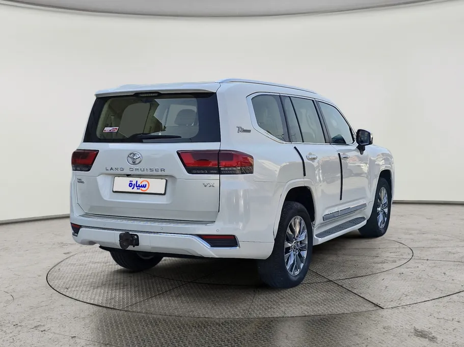 2022 Toyota Land Cruiser VX 