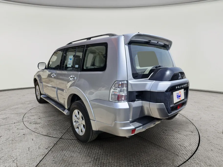 2020 Mitsubishi Pajero GLS 4Doors 