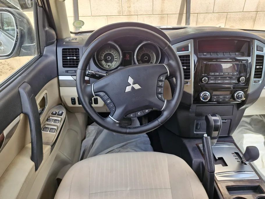2020 Mitsubishi Pajero GLS 4Doors 