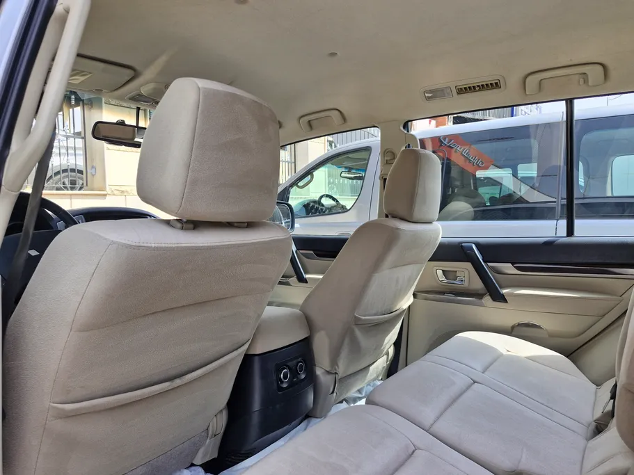 2020 Mitsubishi Pajero GLS 4Doors 
