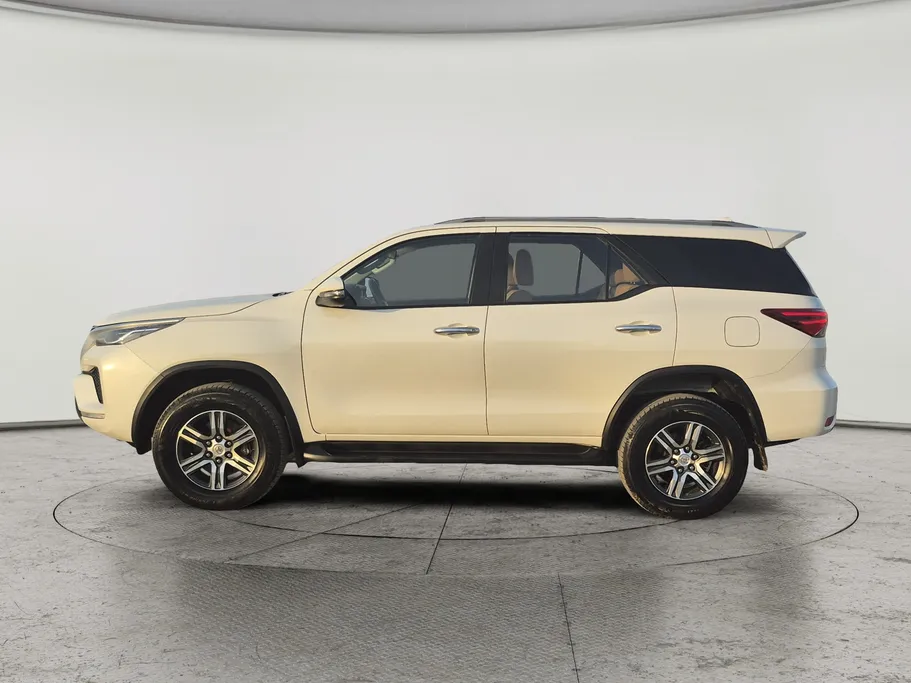 2022 Toyota Fortuner GX2 4x4 