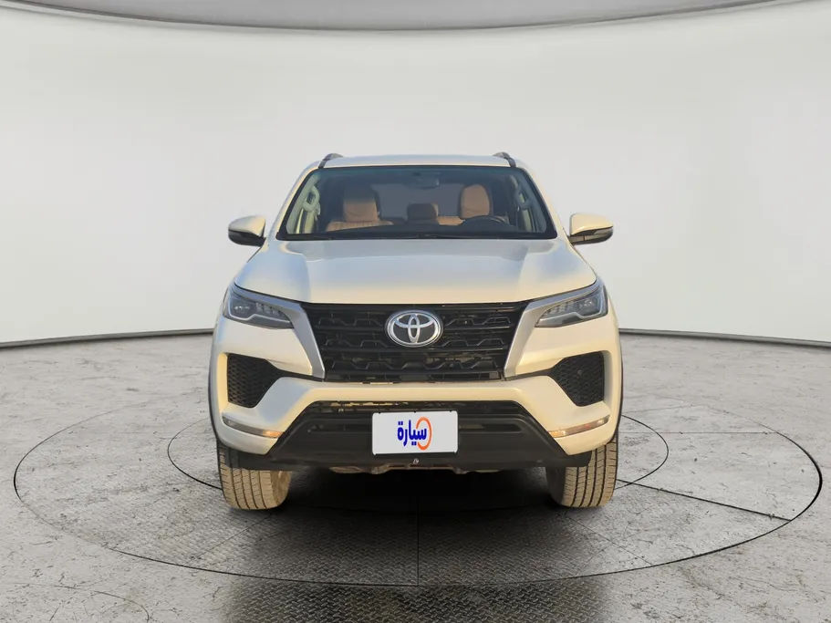 2022 Toyota Fortuner GX2 4x4 