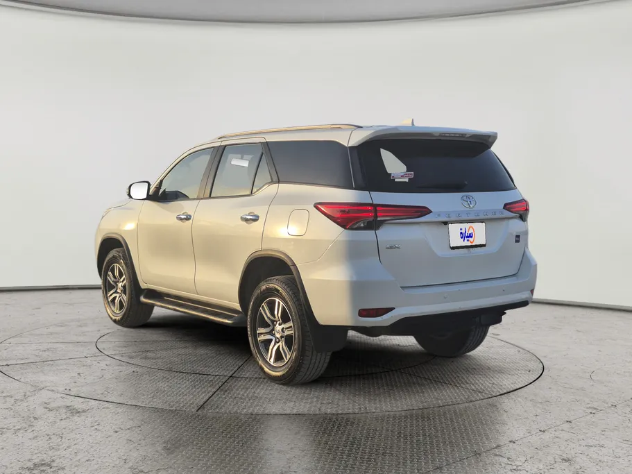 2022 Toyota Fortuner GX2 4x4 