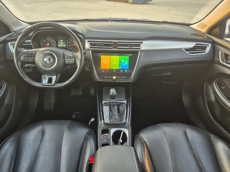 2022 MG 5 LUX 