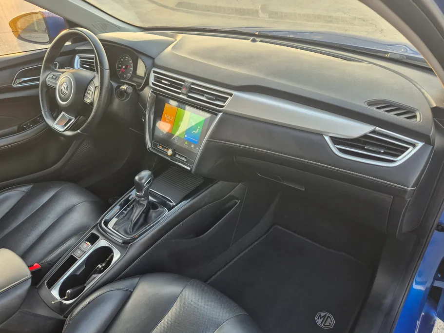 2022 MG 5 LUX 