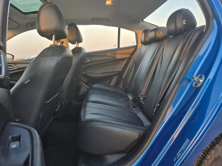 2022 MG 5 LUX 
