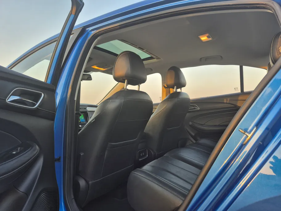 2022 MG 5 LUX 