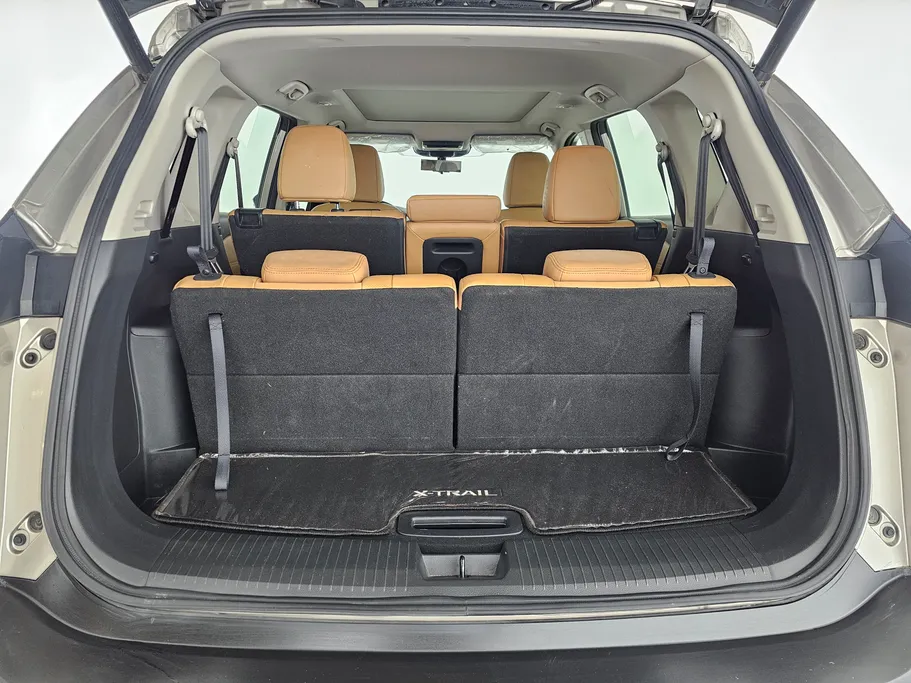 2023 Nissan Xtrail SL 