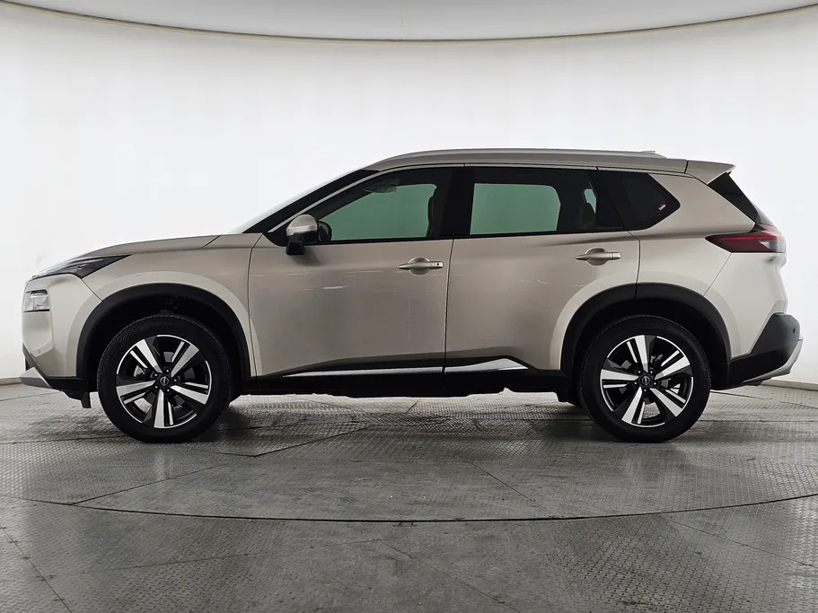 2023 Nissan Xtrail SL 
