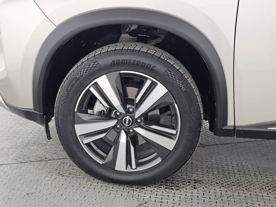 2023 Nissan Xtrail SL 