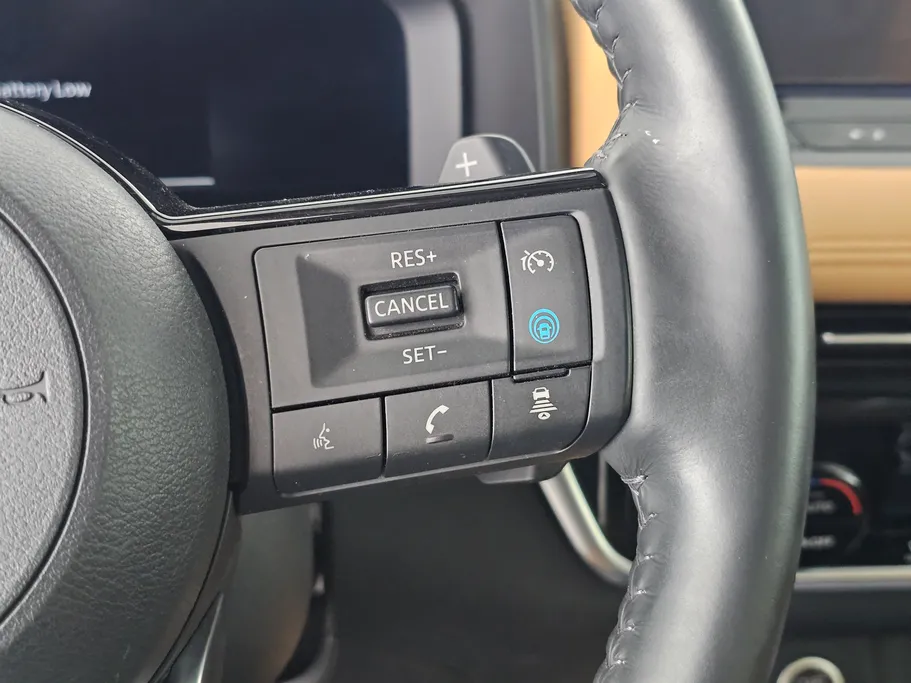 2023 Nissan Xtrail SL 