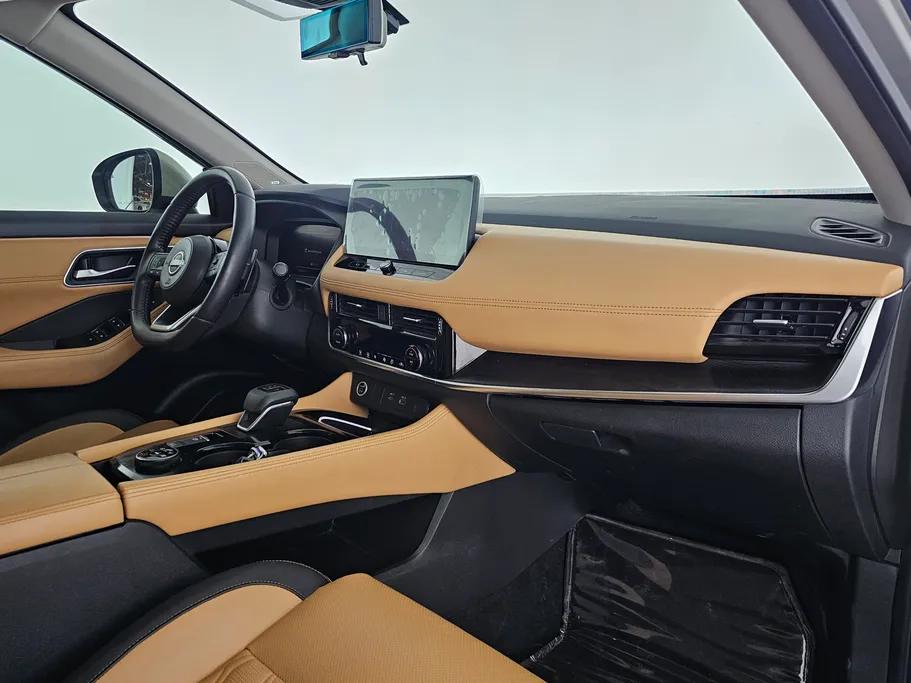 2023 Nissan Xtrail SL 