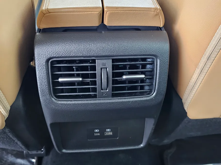 2023 Nissan Xtrail SL 