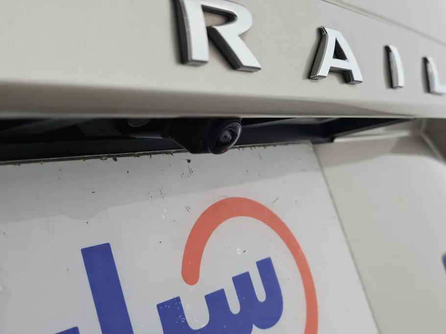 2023 Nissan Xtrail SL 