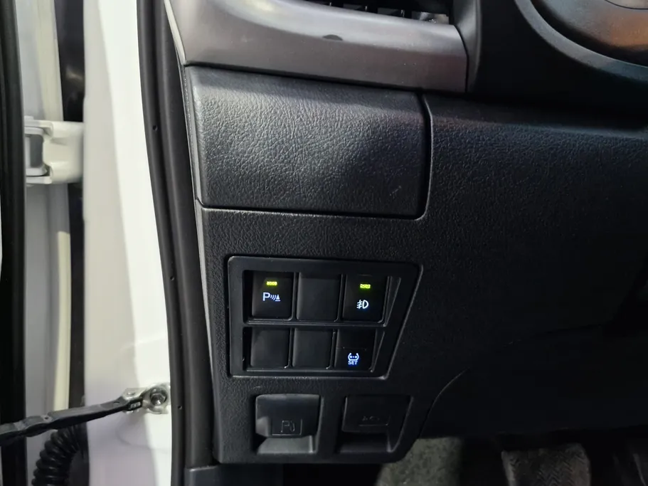 2023 Toyota Hilux SGLX 4X4 AT DSL 