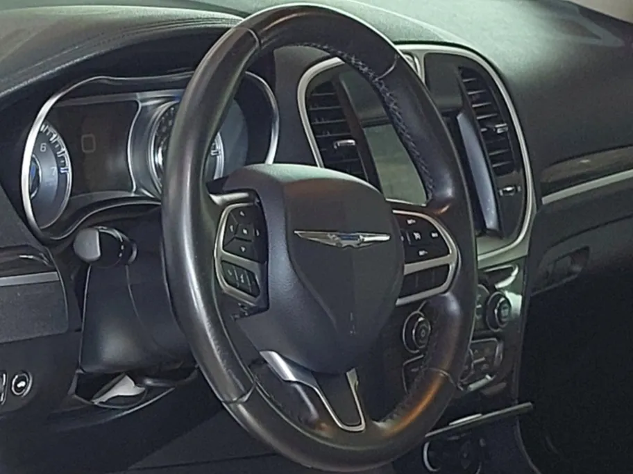 كرايسلر 300 LIMITED 2020 