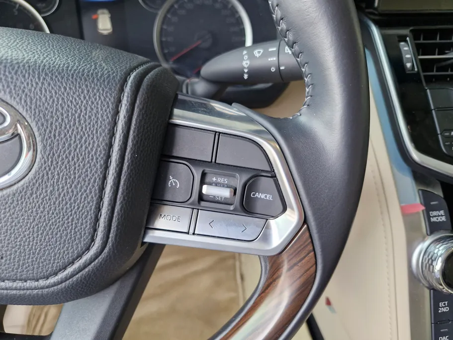 2023 Toyota Land Cruiser GXR4 