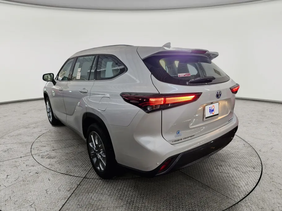 2024 Toyota Highlander Limited 