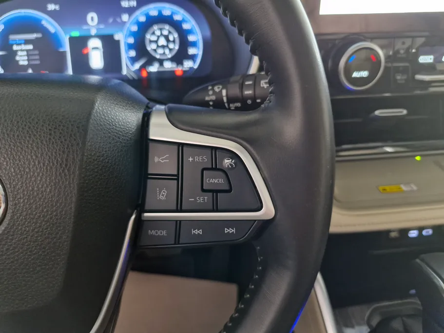 2024 Toyota Highlander Limited 