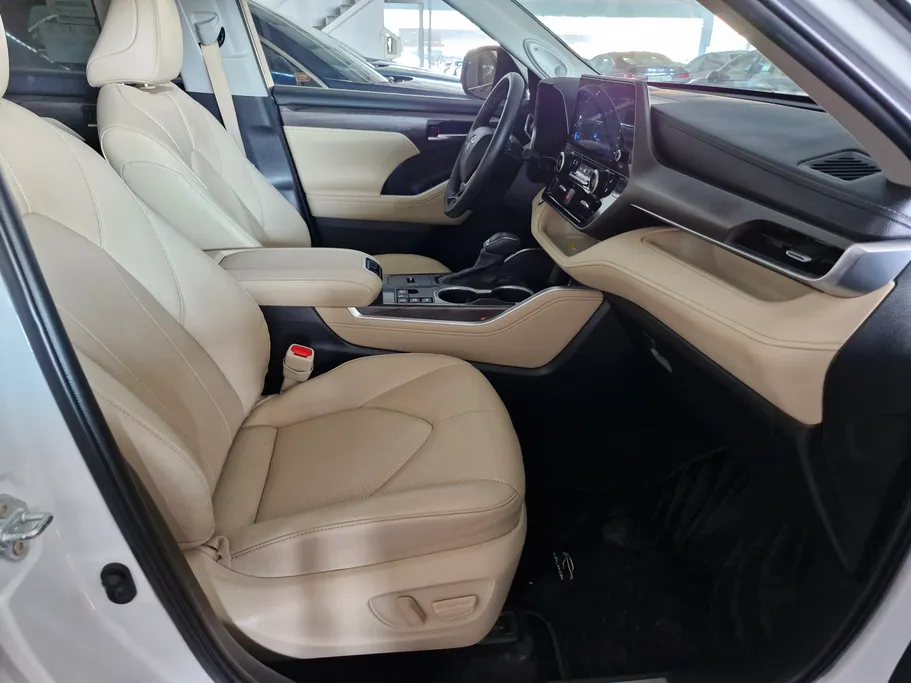 2024 Toyota Highlander Limited 