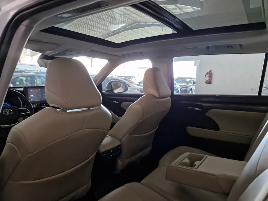 2024 Toyota Highlander Limited 