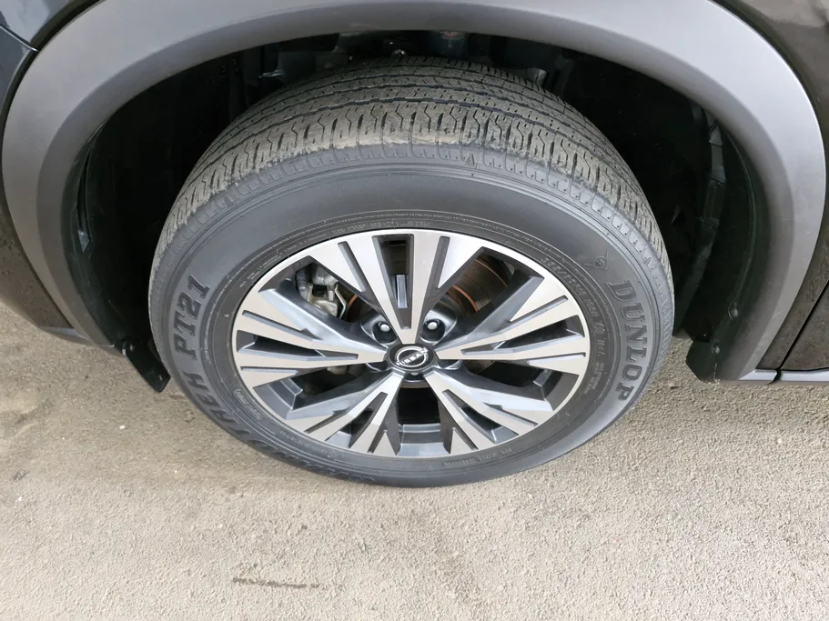 2023 Nissan Xtrail SV Plus 