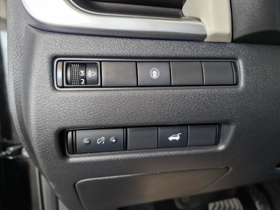 2023 Nissan Xtrail SV Plus 