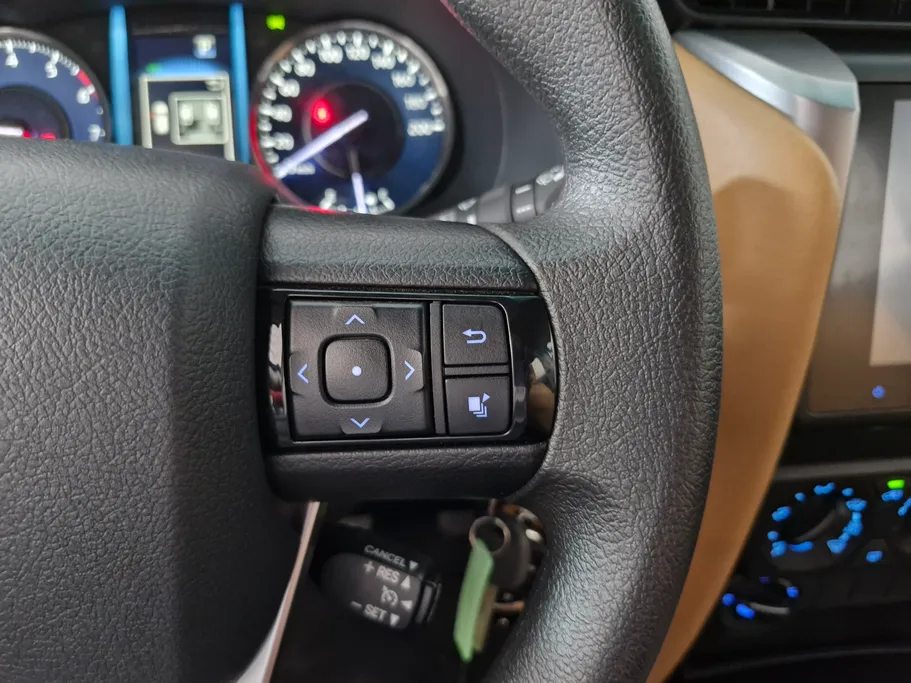 2025 Toyota Fortuner GX2 4x4 