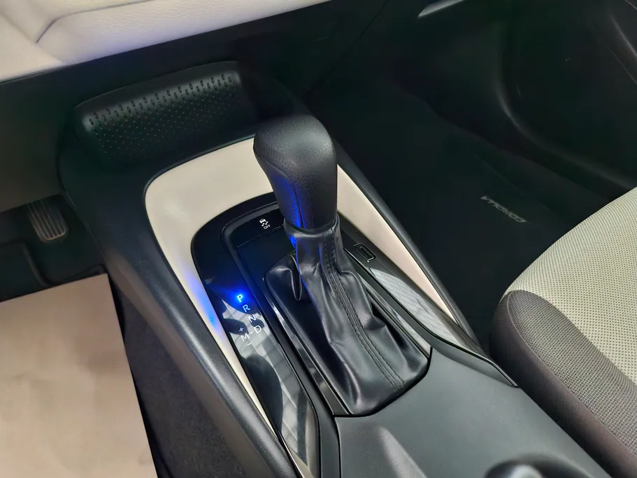 تويوتا كورولا XLI Executive Moonroof 2022 