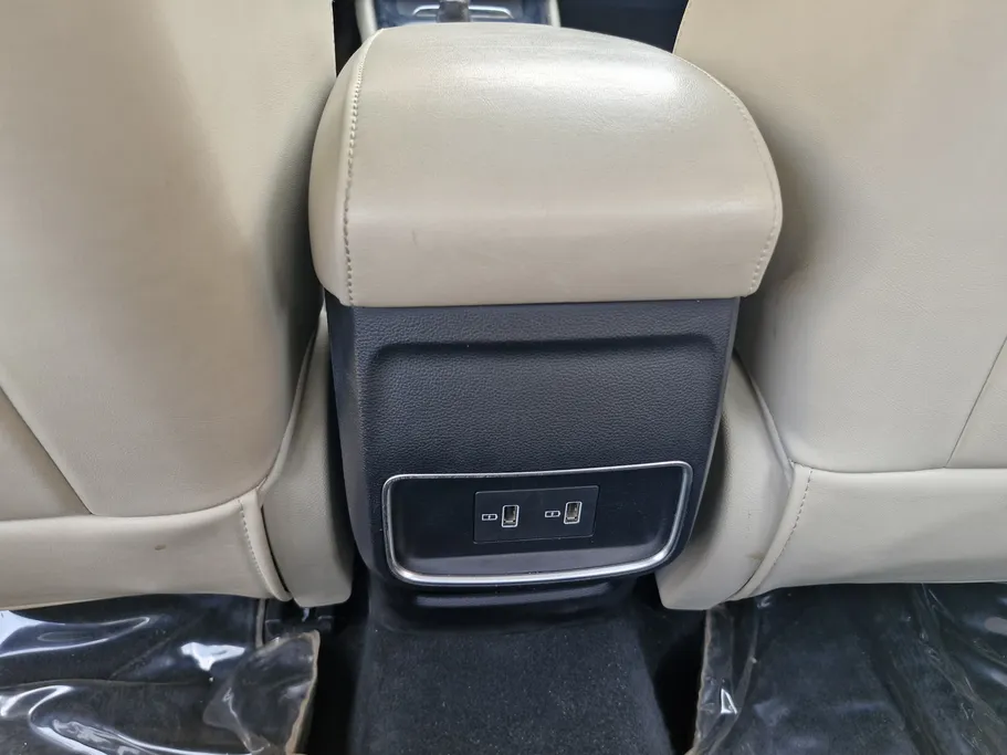 2022 MG 5 LUX 