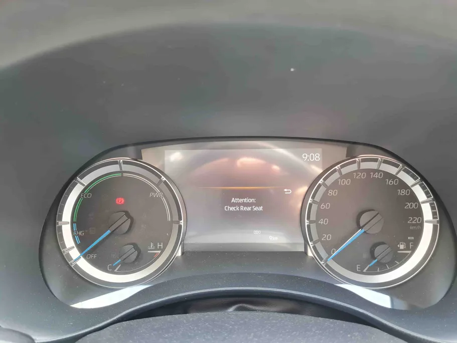 2025 Toyota Highlander LE 