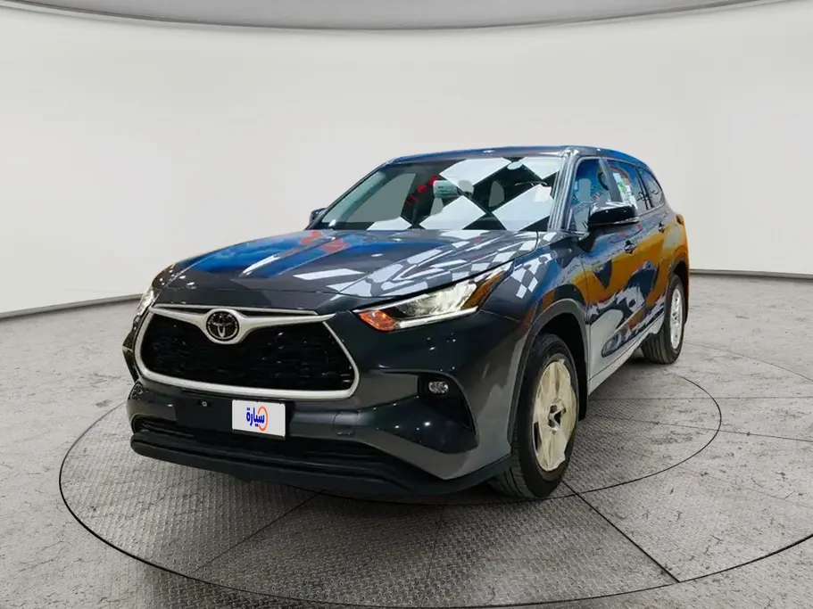 2025 Toyota Highlander LE 