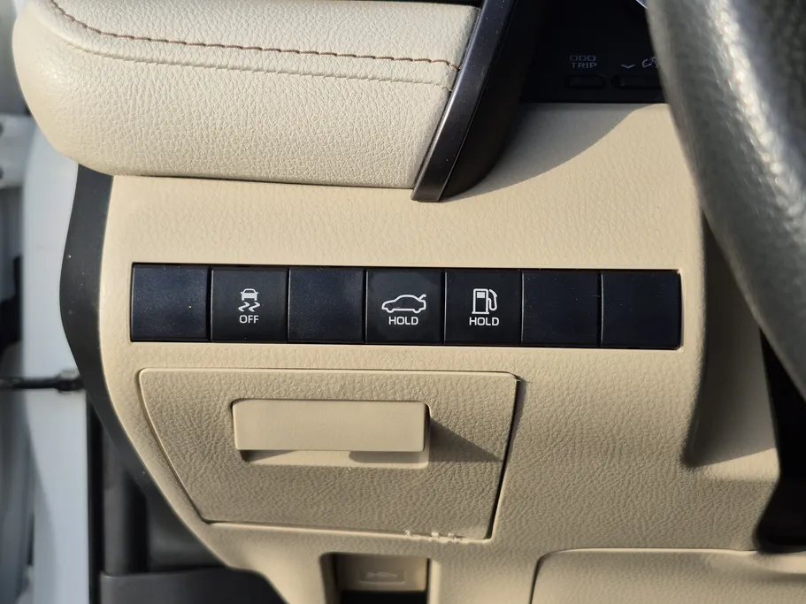 2020 Toyota Camry  LE 