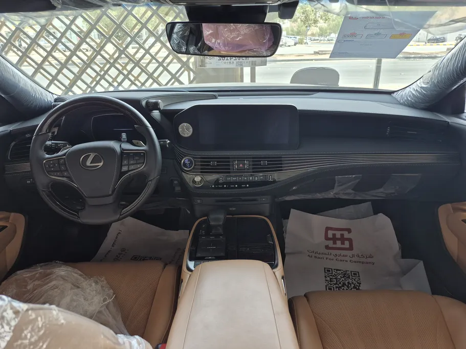 لكزس LS 500 HH Hybrid Plus 2022 