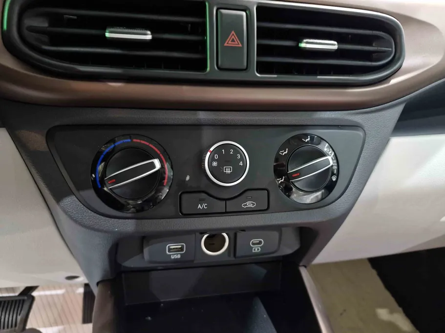 هيونداي Grand i10 فلييت 2026 