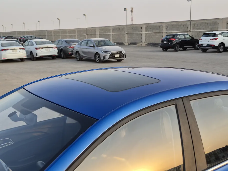 ام جي 5 LUX 2022 