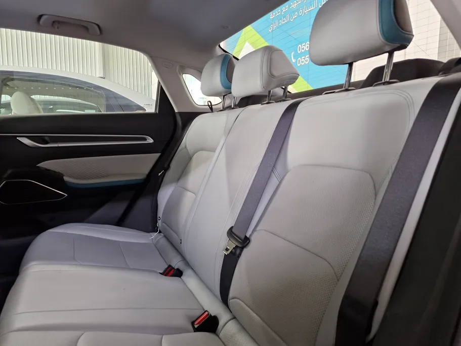 2025 Geely Emgrand GF 