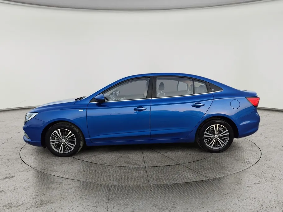 2022 MG 5 LUX 