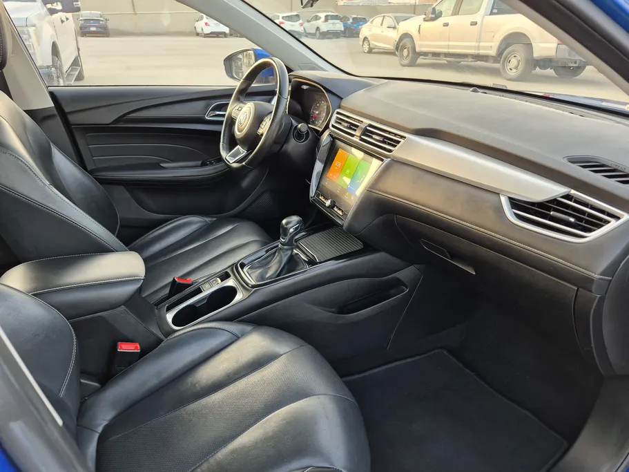 2022 MG 5 LUX 