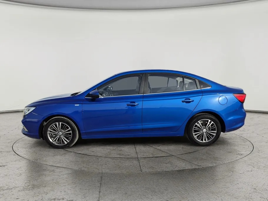 2022 MG 5 LUX 