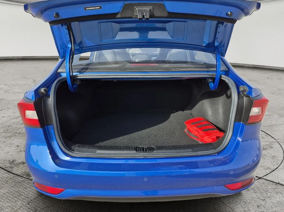 2022 MG 5 LUX 