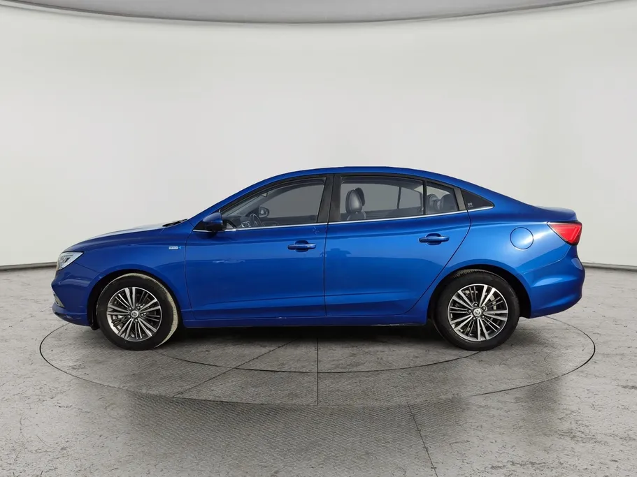 2022 MG 5 LUX 