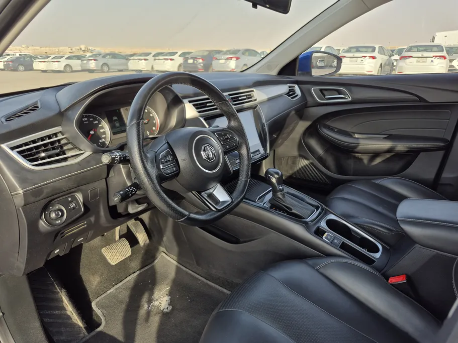 2022 MG 5 LUX 