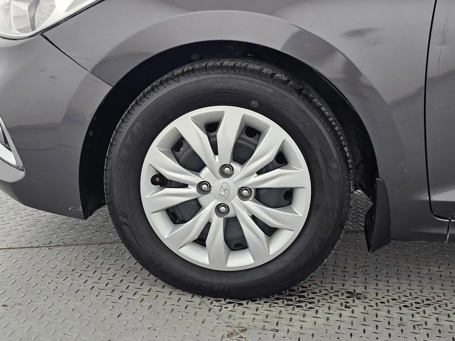 2020 Hyundai Accent GL 